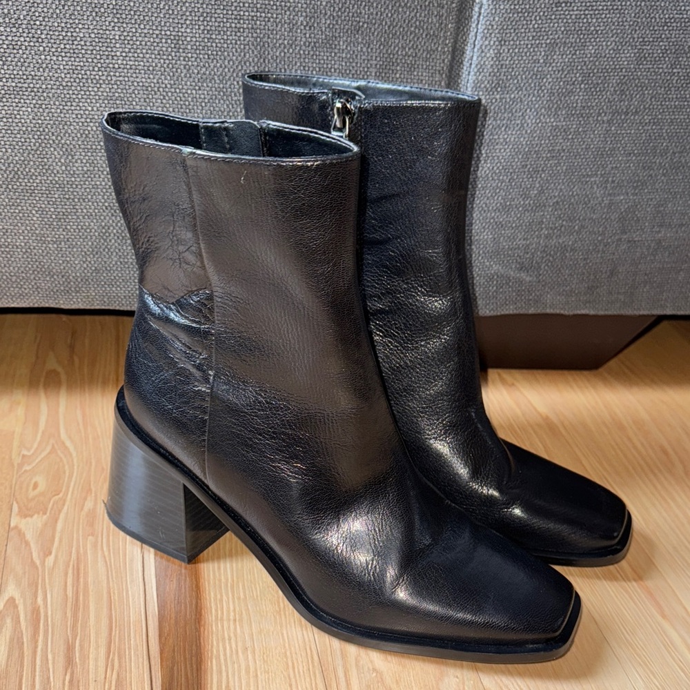 Sam Edelman Square Toe Winnie Black Leather Ankle Boots